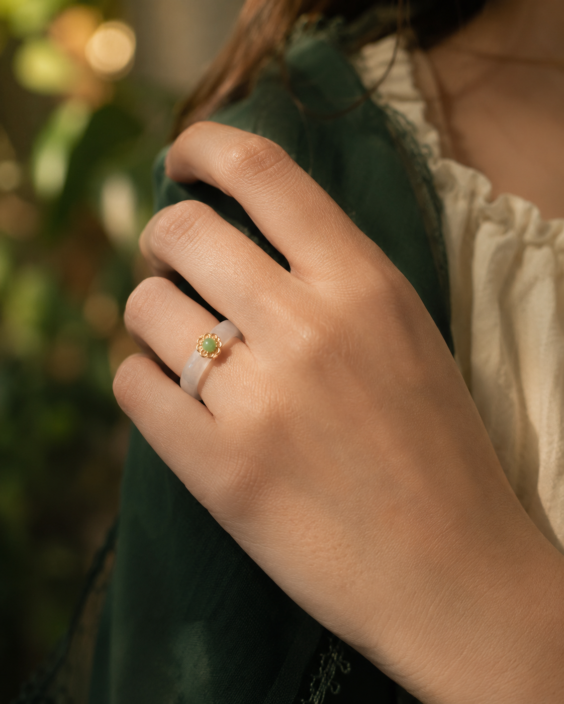 Aliança Vintage Lua - Esmeralda e Jade